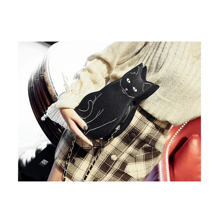 Realistic Sitting Black Cat Crossbody bag