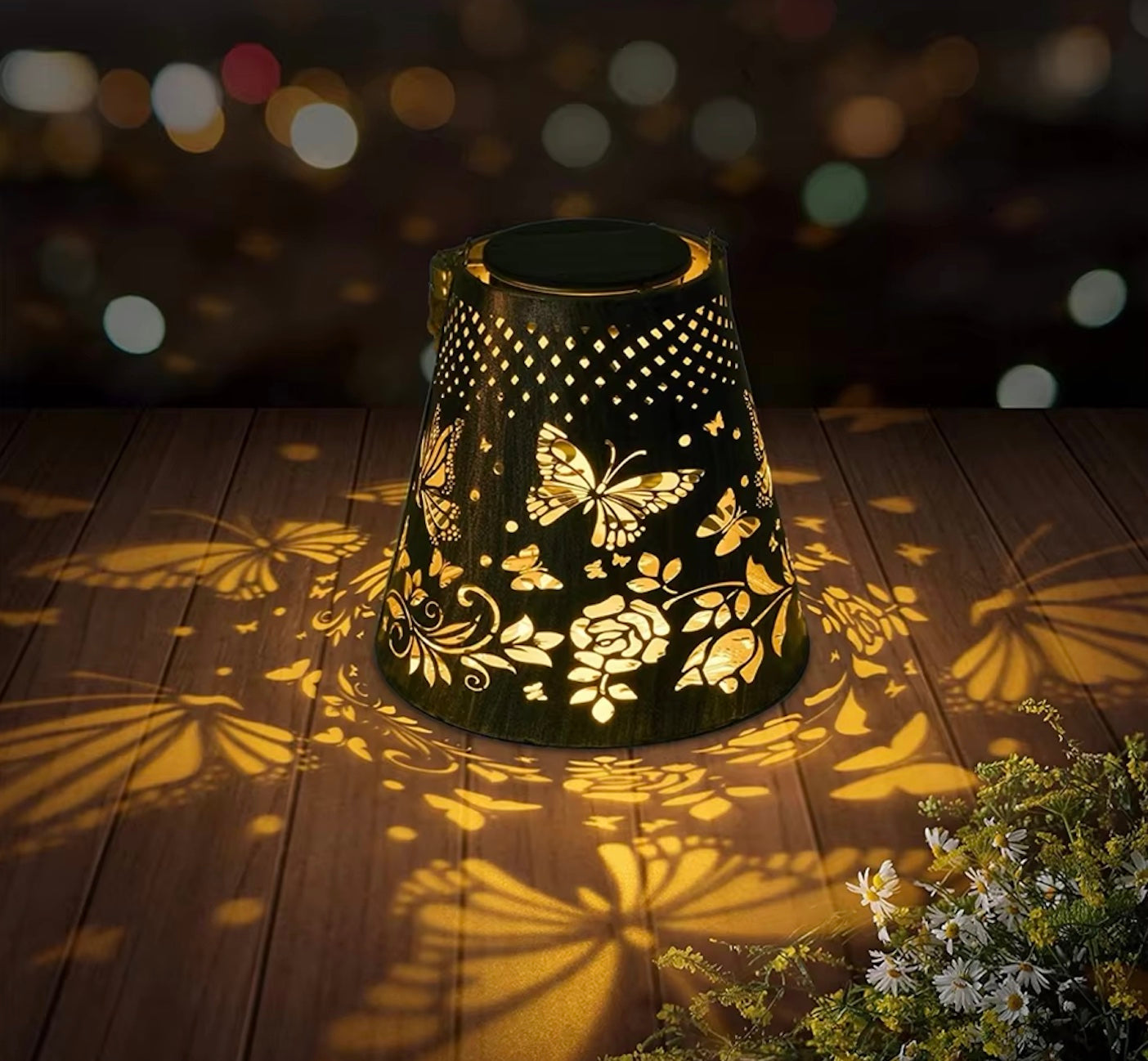 Outdoor Solar Lamps by Style's Bug