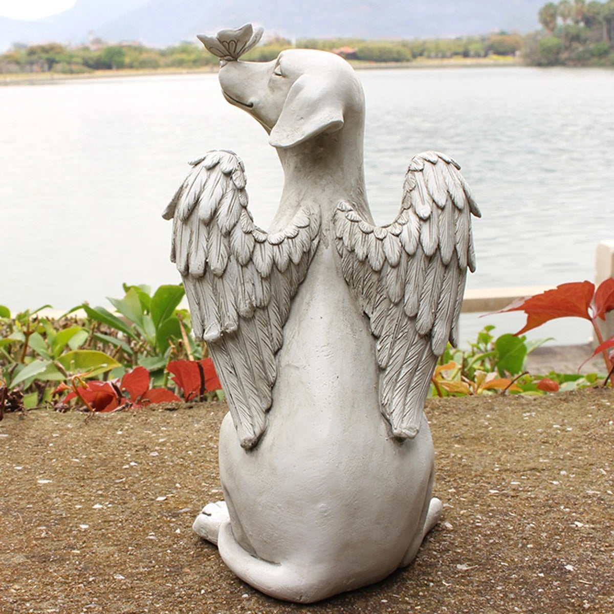 Brittany Spaniel Memorial Statue