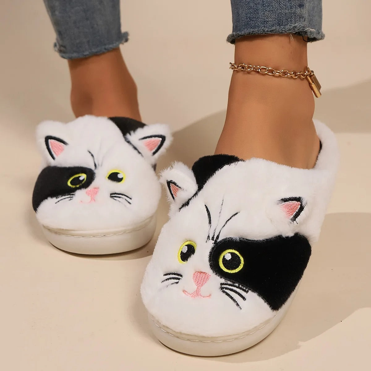 Cozy Cat Indoor Slippers