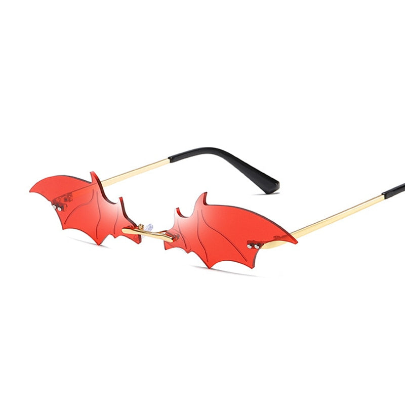 "Bat Shades" flying bat shaped sunglasses - Style's Bug