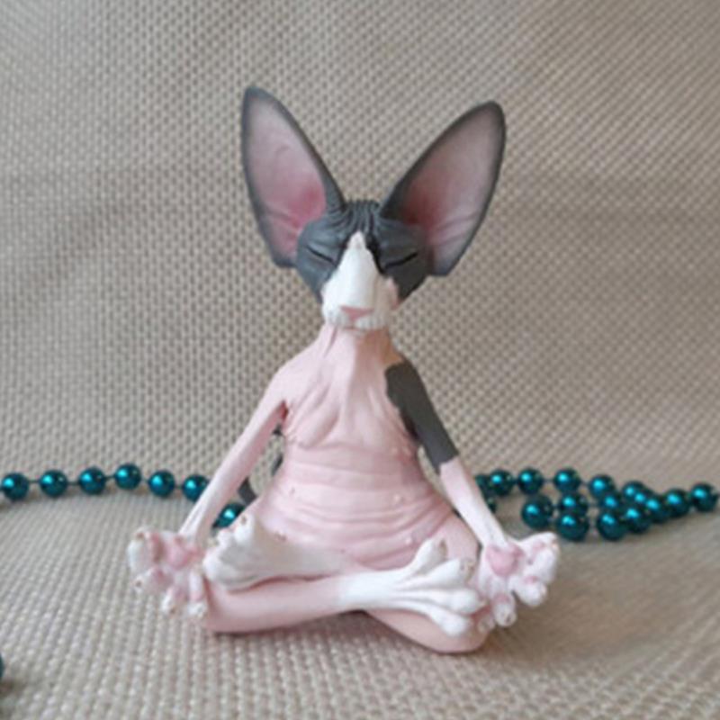 Realistic Sphynx cat statues - Style's Bug