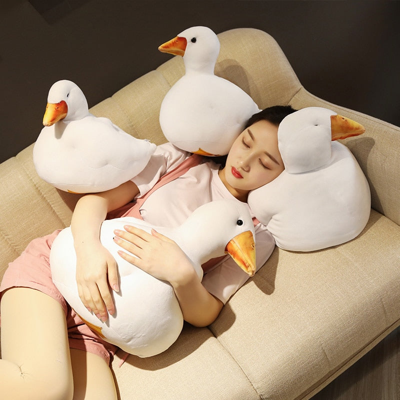 Realistic White Duck Plush pillows ( + 𝘢 𝘩𝘪𝘥𝘥𝘦𝘯 𝘪𝘯𝘴𝘪𝘥𝘦 𝘸𝘢𝘭𝘭𝘦𝘵) - Style's Bug