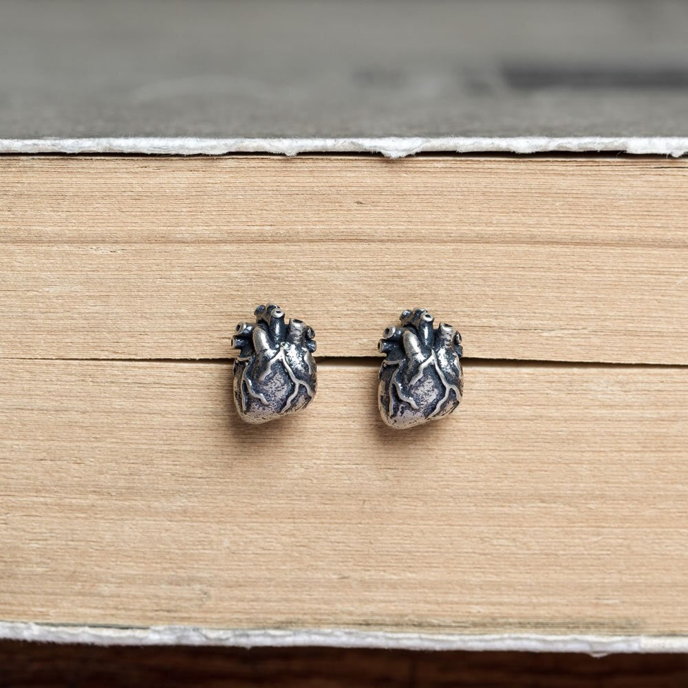 "Silver Hearts" realistic earrings by Style's Bug - Style's Bug