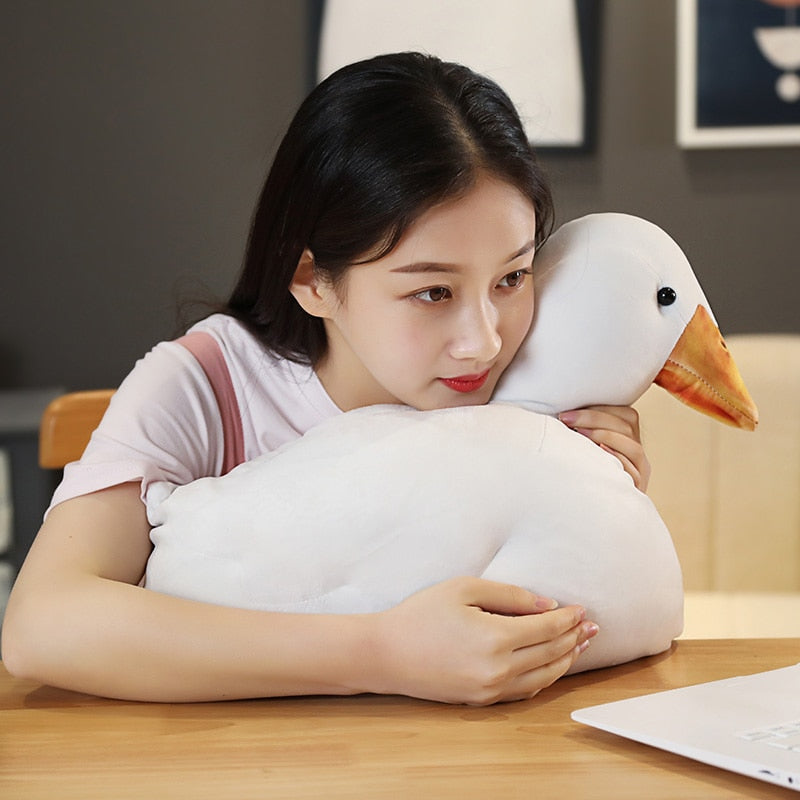 Realistic White Duck Plush pillows ( + 𝘢 𝘩𝘪𝘥𝘥𝘦𝘯 𝘪𝘯𝘴𝘪𝘥𝘦 𝘸𝘢𝘭𝘭𝘦𝘵) - Style's Bug