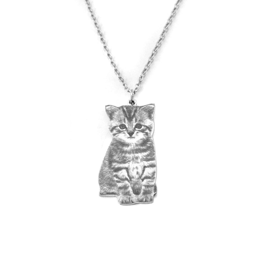 Custom pet photo necklaces by Style's Bug - Style's Bug