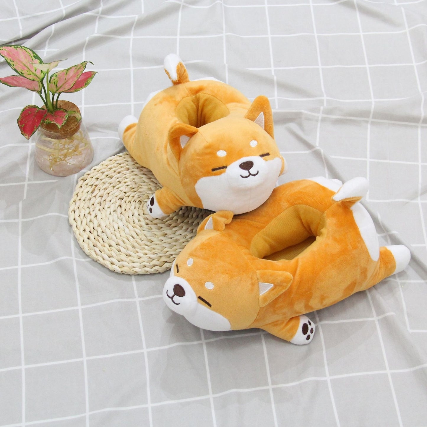 Lazy Shiba Inu Slippers (ONE SIZE fits all) - Style's Bug