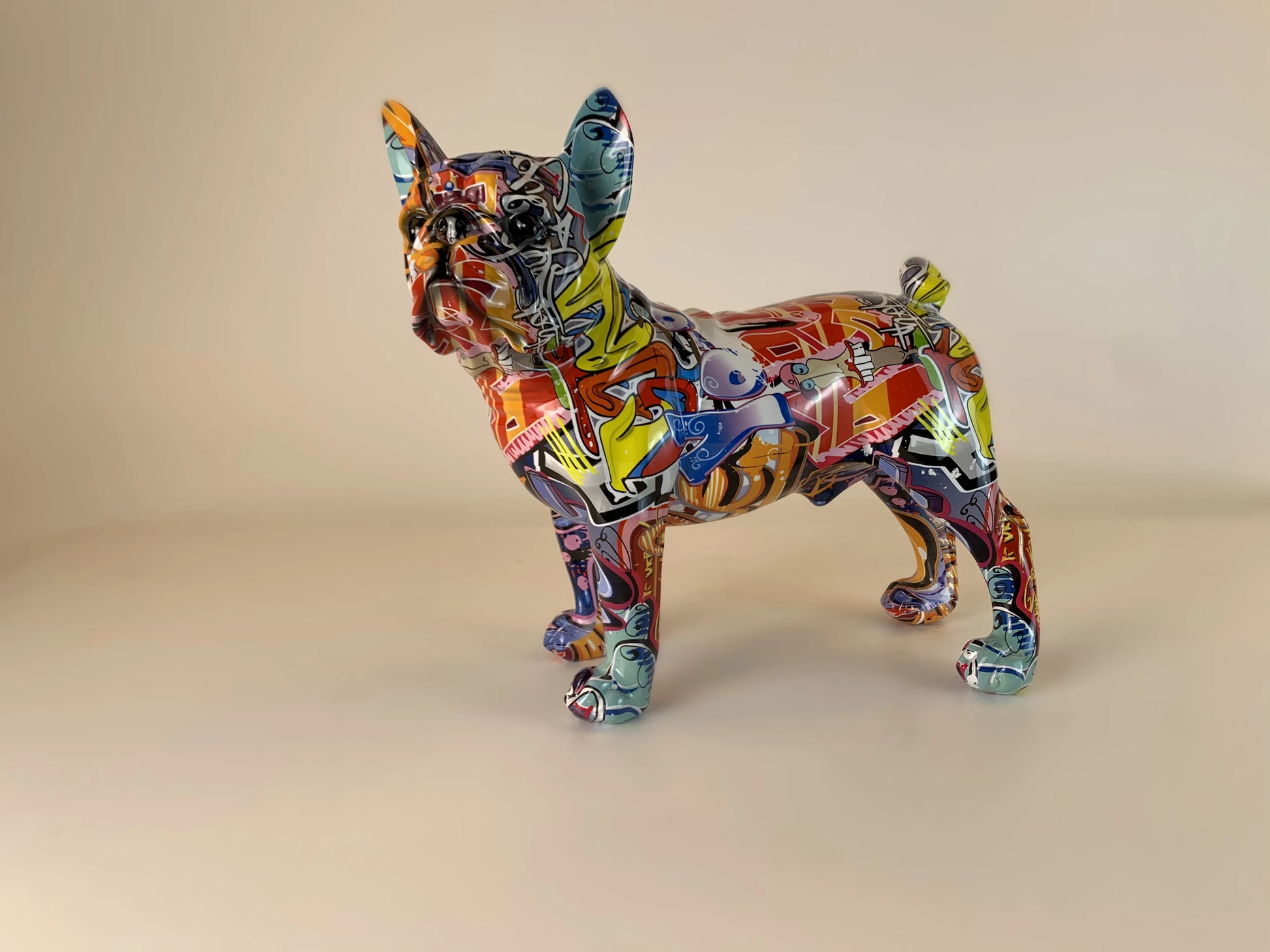 Graffiti French Bulldog Statues - Style's Bug Starring (31 x 13 x 28 cm)