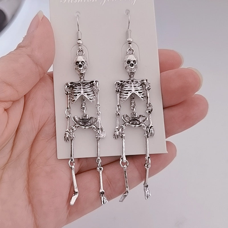 Mr. & Mrs. Skeleton Earrings by Style's Bug (2pcs pack) - Style's Bug 2 x Mr. Skeleton earring pairs