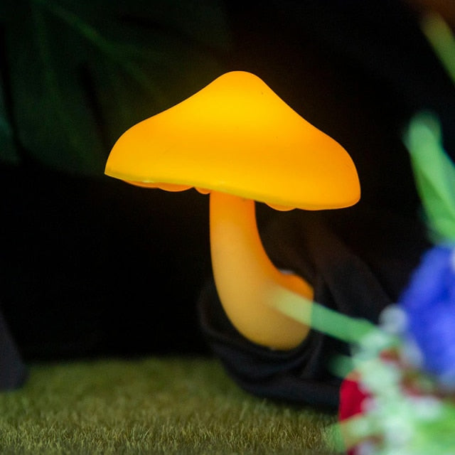 Mushroom lights by Style's Bug (2pcs pack) - Style's Bug yellow / US