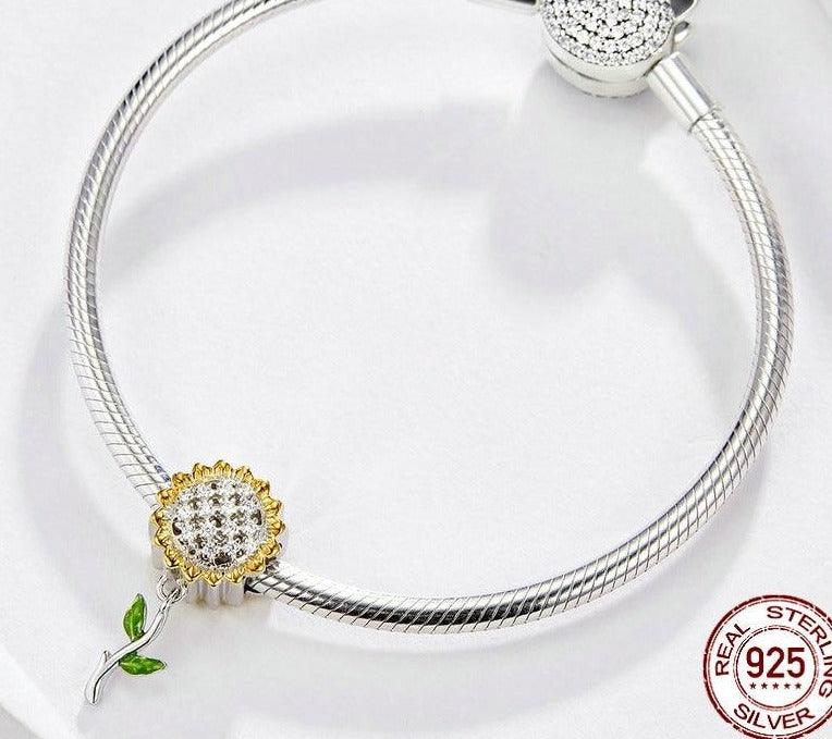 Golden Sunflower bracelet pendent by Style's Bug - Style's Bug