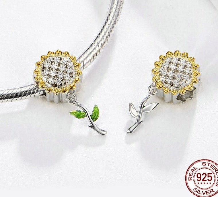 Golden Sunflower bracelet pendent by Style's Bug - Style's Bug