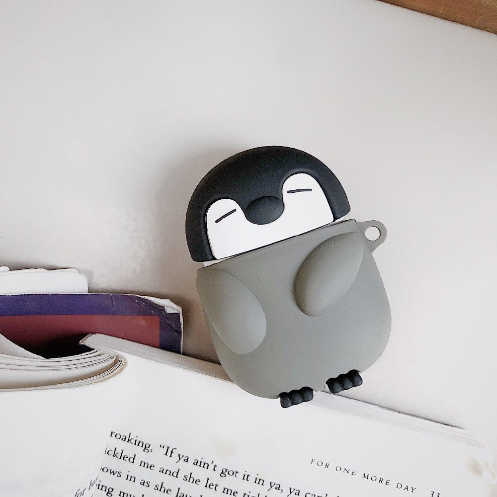 Penguin airpods case - Style's Bug