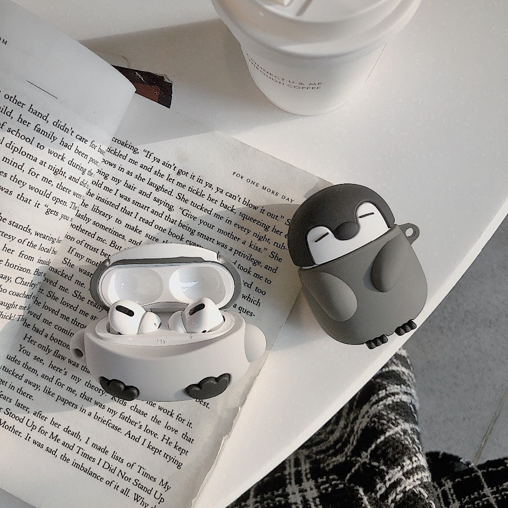 Penguin airpods case - Style's Bug