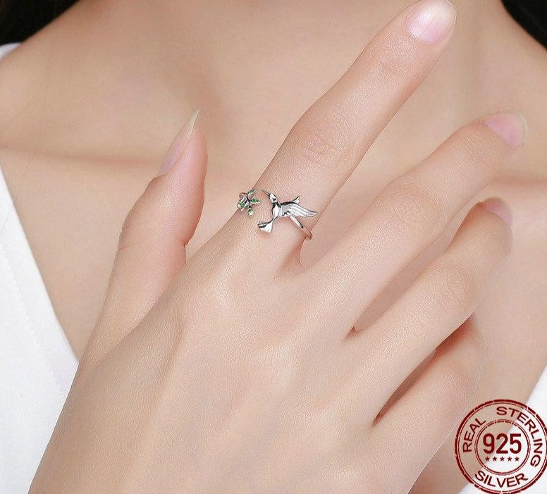 Flying Hummingbird ring by Style's Bug - Style's Bug