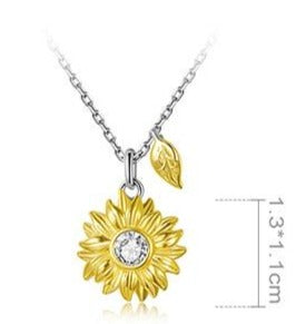 Sunflower necklace by Style's Bug - Style's Bug