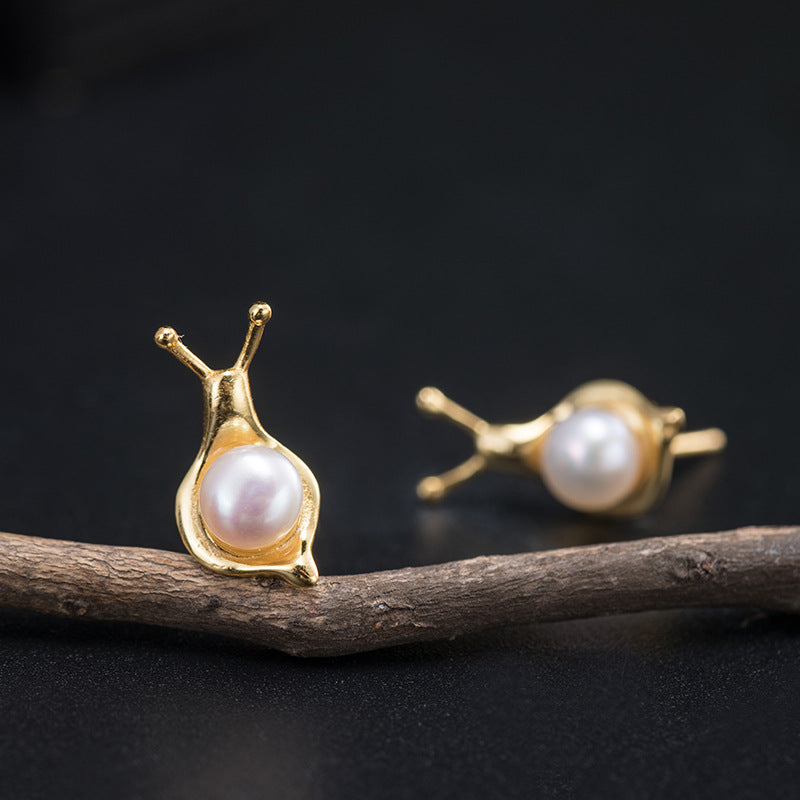 Pearl Shell Snail Jewelry by Style's Bug - Style's Bug Pair of earrings