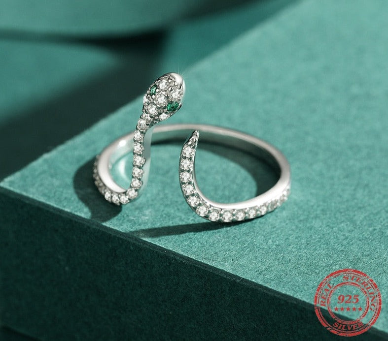 Green eyed Snake ring by Style's Bug - Style's Bug