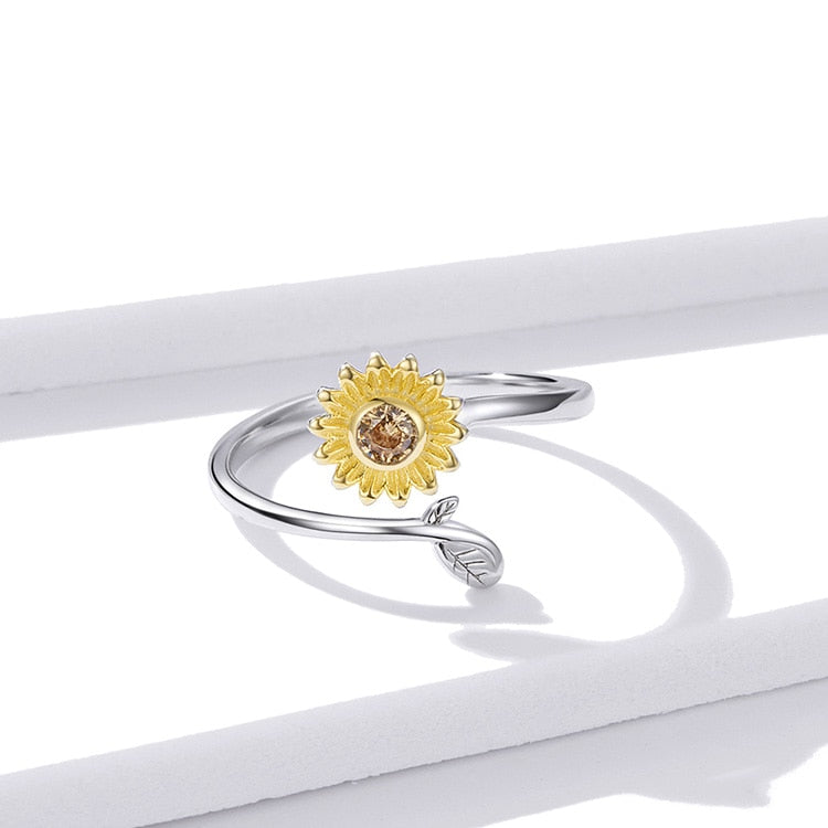 Sunflower ring by Style's Bug - Style's Bug