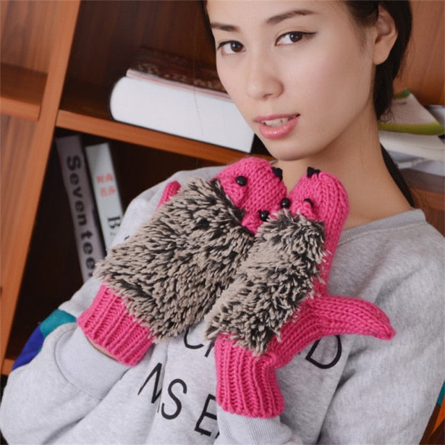Handknitted Hedgehog mittens - Style's Bug Rose red