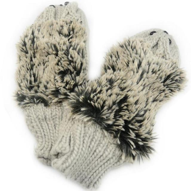 Handknitted Hedgehog mittens - Style's Bug Light gray