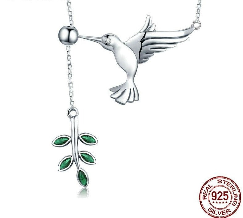 Flying Hummingbird necklace by Style's Bug - Style's Bug