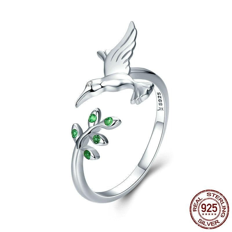 Flying Hummingbird ring by Style's Bug - Style's Bug