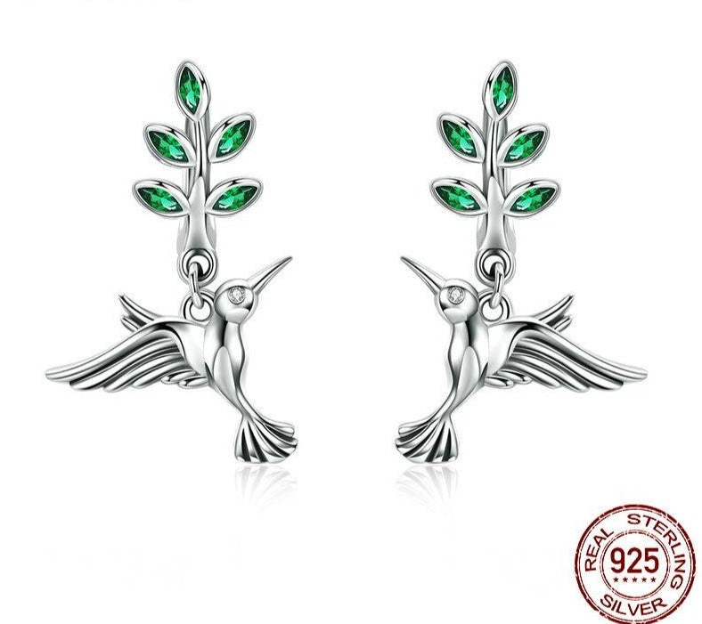 Flying Hummingbird earrings by Style's Bug - Style's Bug